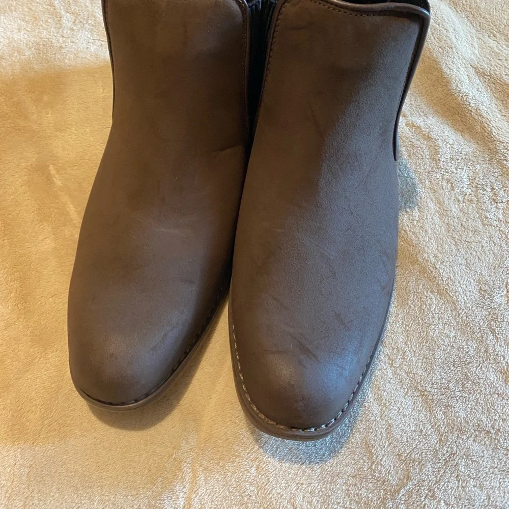 New X-ray Men's Brown Boots sleek modern work or party